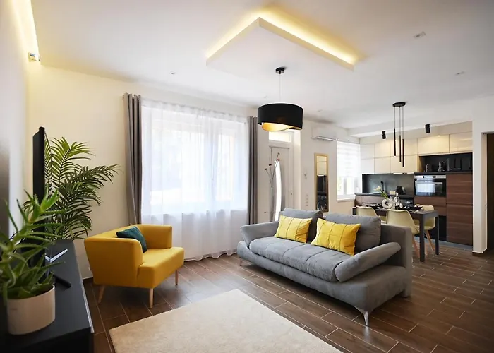 Zora Apartman