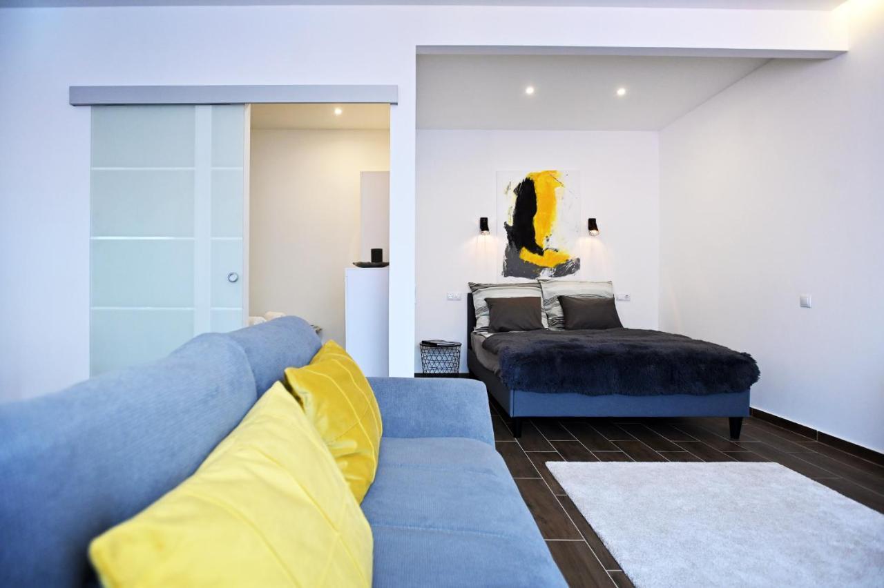Apartment Zora *